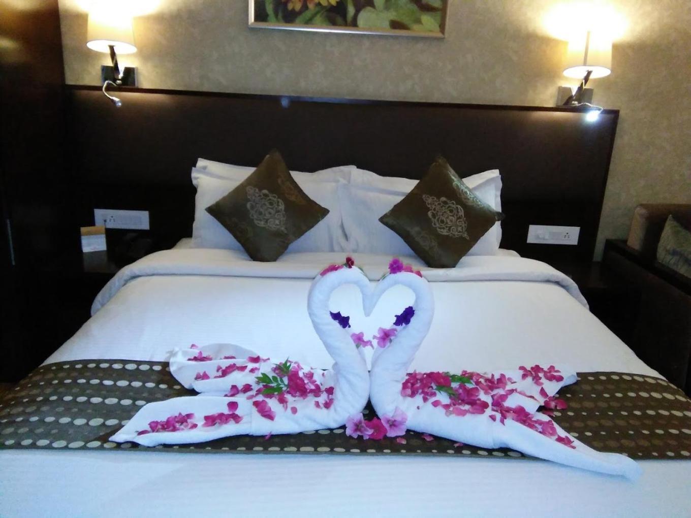 Nandan Kanan Hotel & Resort Sipra Exterior photo